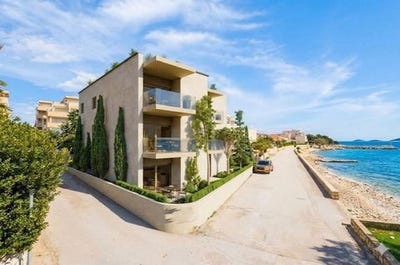 /international/hr/pag-lika-senj-county-310108405717/