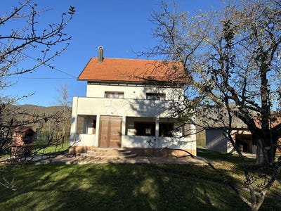 /international/hr/lovinac-lika-senj-county-310095936783/