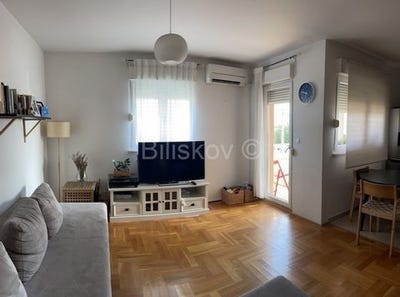 /international/hr/solin-split-dalmatia-county-310100362303/