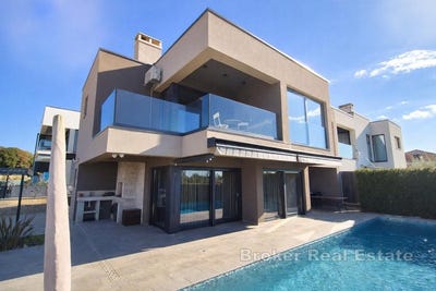 /international/hr/pore-istria-county-310107218441/