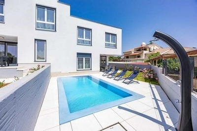 /international/hr/umag-istria-county-310108488515/