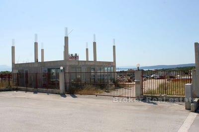 /international/hr/katel-tafili-split-dalmatia-county-310107218325/