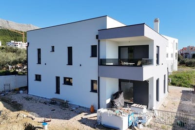 /international/hr/podstrana-split-dalmatia-county-310107219292/