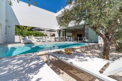 /international/hr/supetar-split-dalmatia-county-120085308856/