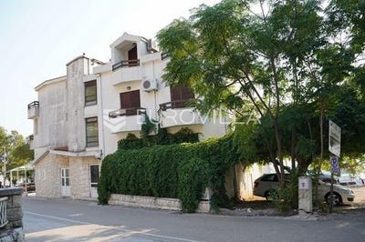 /international/hr/ploce-dubrovnik-neretva-county-120097794742/
