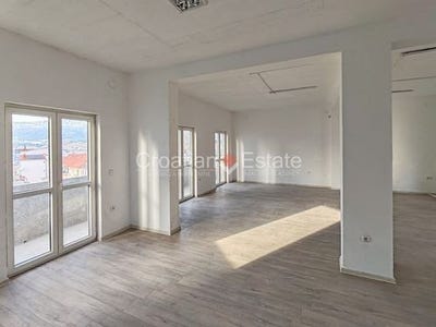 /international/hr/split-split-dalmatia-county-310104436102/