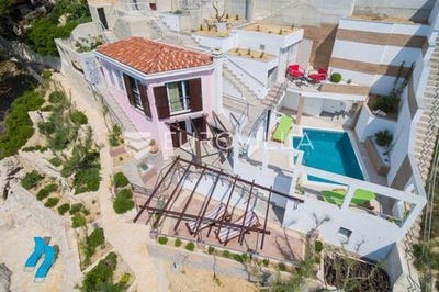 /international/hr/omis-split-dalmatia-county-120098076447/