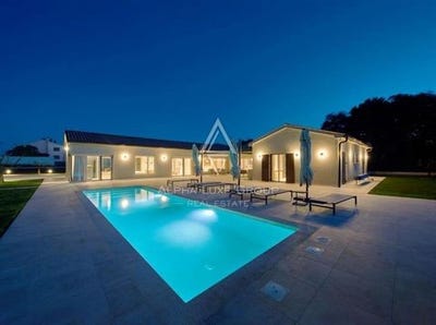 /international/hr/liznjan-istria-county-310100364110/