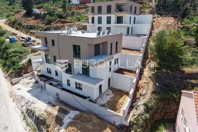 /international/hr/stari-grad-split-dalmatia-county-120086721737/