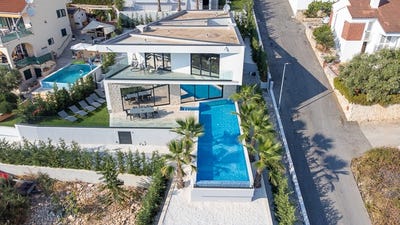 /international/hr/okrug-split-dalmatia-county-310102966015/