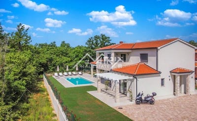 /international/hr/porec-istria-county-310100664838/