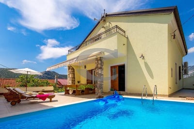 /international/hr/vinodolska-opcina-primorje-gorski-kotar-county-310099342649/