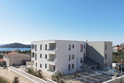/international/hr/tribunj-sibenska-ulica-310099341161/?lang=zh-cn