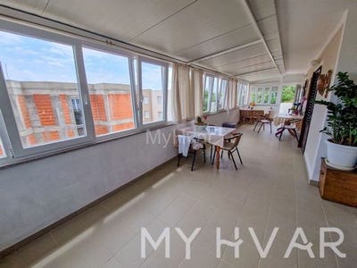 /international/hr/stari-grad-split-dalmatia-county-120092200528/