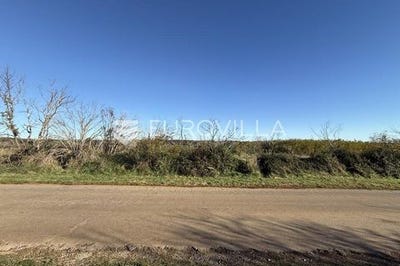 /international/hr/pula-istria-county-310105833385/