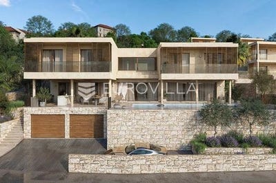 /international/hr/trogir-split-dalmatia-county-120095764049/