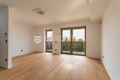 /international/hr/cakovec-međimurska-ulica-310106689387/