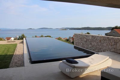 /international/hr/kuna-peljeka-dubrovnik-neretva-county-310107218842/