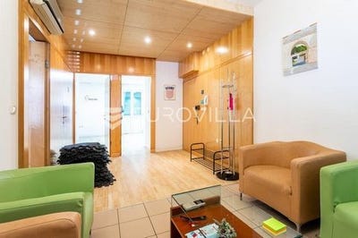 /international/hr/split-split-dalmatia-county-310107298954/