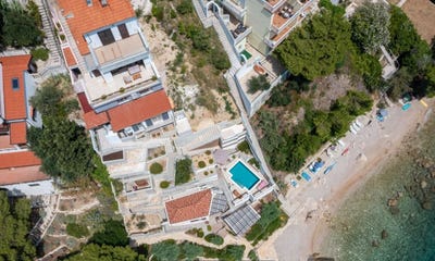 /international/hr/stanici-split-dalmatia-county-310108037808/