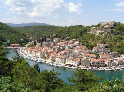 /international/hr/novigrad-karlovac-county-310105761772/