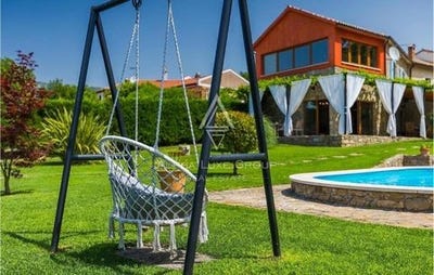 /international/hr/buzet-istria-county-310100363026/