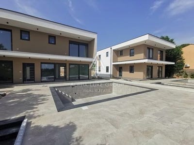 /international/hr/svetvincenat-istria-county-310100363217/