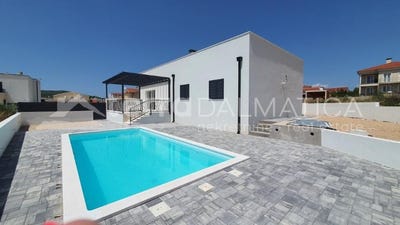 /international/hr/vodice-vodice-istria-county-120092068475/