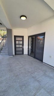 /international/hr/posedarje-zadar-county-310108162471/