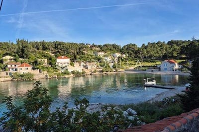 /international/hr/brac-split-dalmatia-county-310104007338/