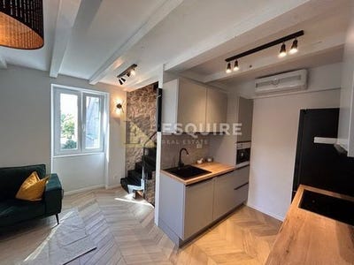 /international/hr/kastela-split-dalmatia-county-120097208107/?lang=de