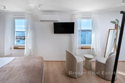 /international/hr/katel-novi-split-dalmatia-county-310108184576/