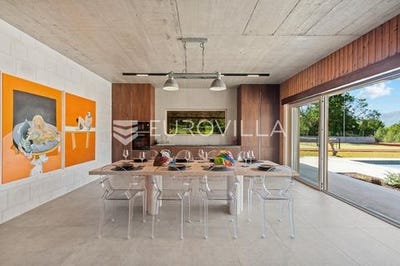 /international/hr/sinj-split-dalmatia-county-310101390780/