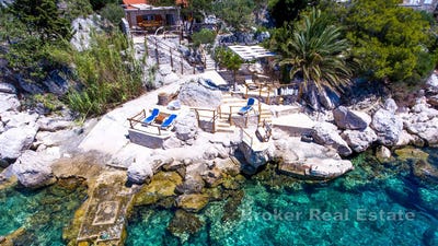 /international/hr/hvar-split-dalmatia-county-310107218865/