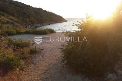 /international/hr/brac-split-dalmatia-county-120090229352/