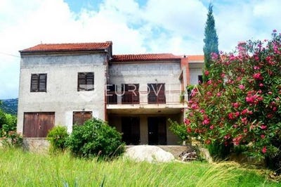 /international/hr/bol-split-dalmatia-county-120084003646/