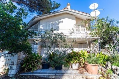 /international/hr/brac-split-dalmatia-county-120097552758/