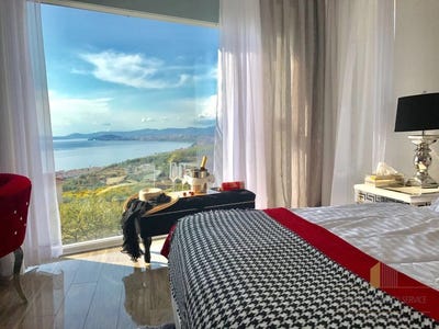 /international/hr/split-split-dalmatia-county-310097769994/