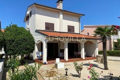 /international/hr/zadar-zadar-county-310108375544/
