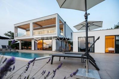 /international/hr/pazin-istria-county-310108488590/