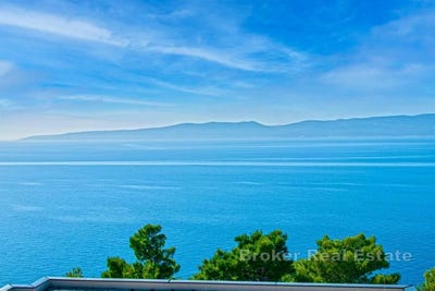 /international/hr/makarska-split-dalmatia-county-310107624938/