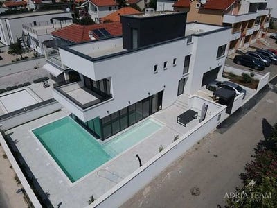 /international/hr/vrsi-split-dalmatia-county-120097720845/
