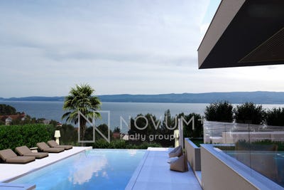 /international/hr/dugi-rat-split-dalmatia-county-310107520475/