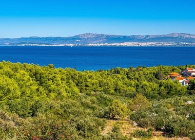 /international/hr/supetar-split-dalmatia-county-310104129611/