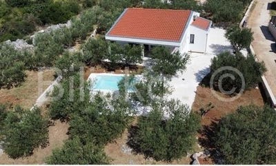 /international/hr/trogir-split-dalmatia-county-310108459436/