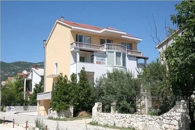 /international/hr/katel-luki-split-dalmatia-county-310107219683/