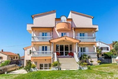 /international/hr/pula-istria-county-120095315591/