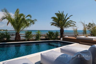 /international/hr/privlaka-zadar-county-310107219147/