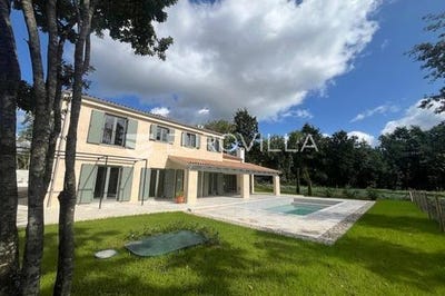 /international/hr/pazin-istria-county-120084917388/
