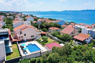 /international/hr/kozino-zadar-county-310098118291/